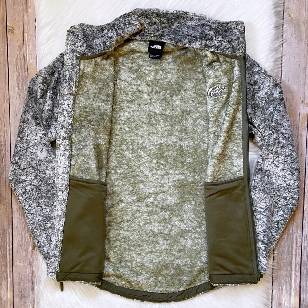 The North Face Women’s Seasonal Osito Full Zip Jacket Burnt Olive Green Marble